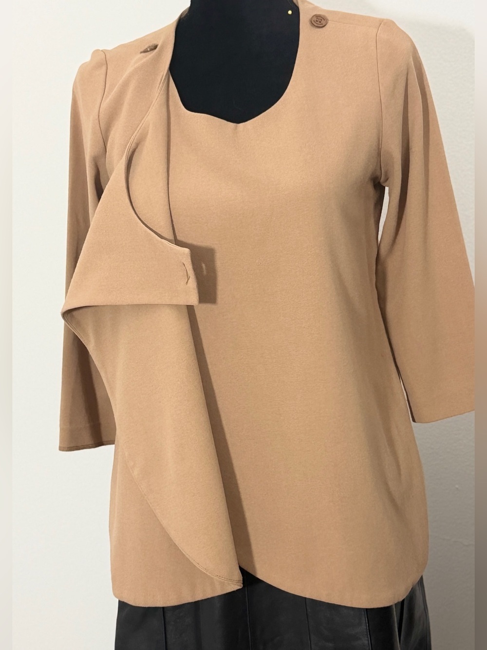 Rodebjer Women's Camel Open-Front Long Jacket - Picture 2 of 10